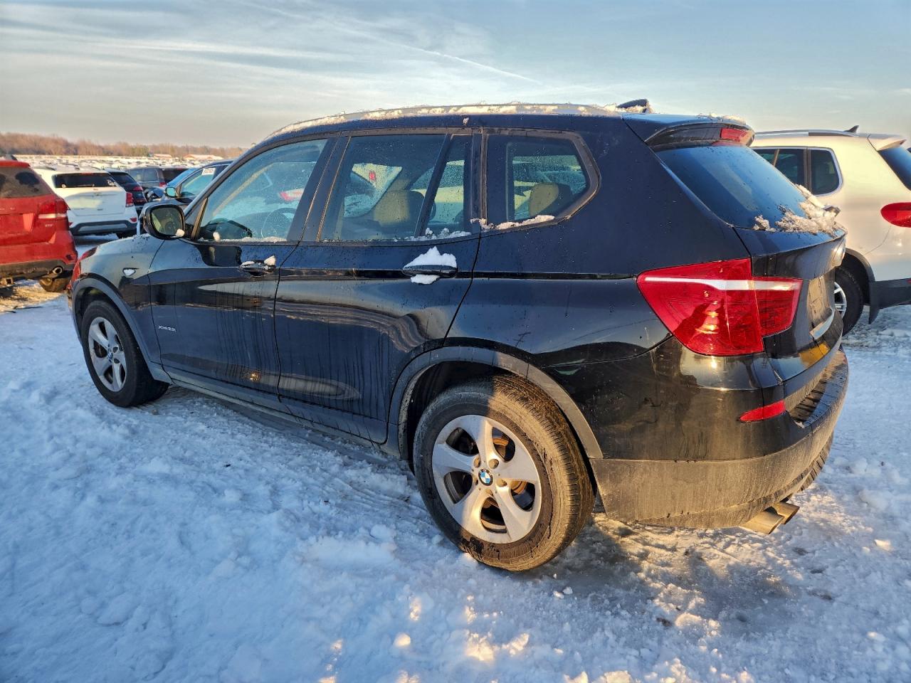 2011 BMW X3 XDRIVE28I photo 2
