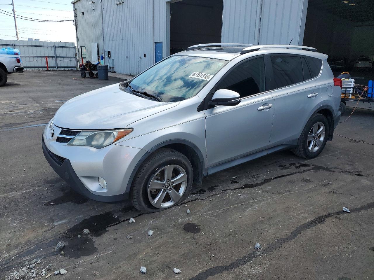 2015 TOYOTA RAV4