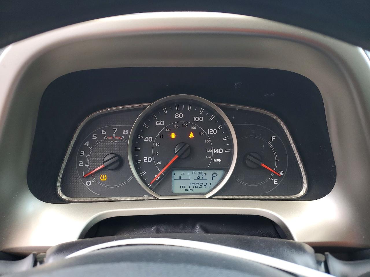 2015 TOYOTA RAV4 XLE photo 17