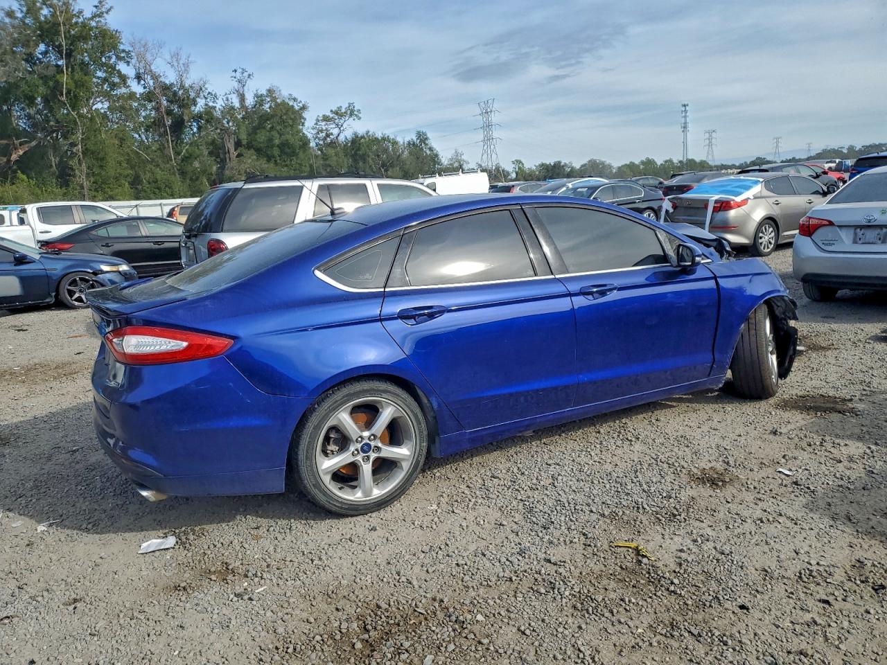 2014 FORD FUSION SE photo 3