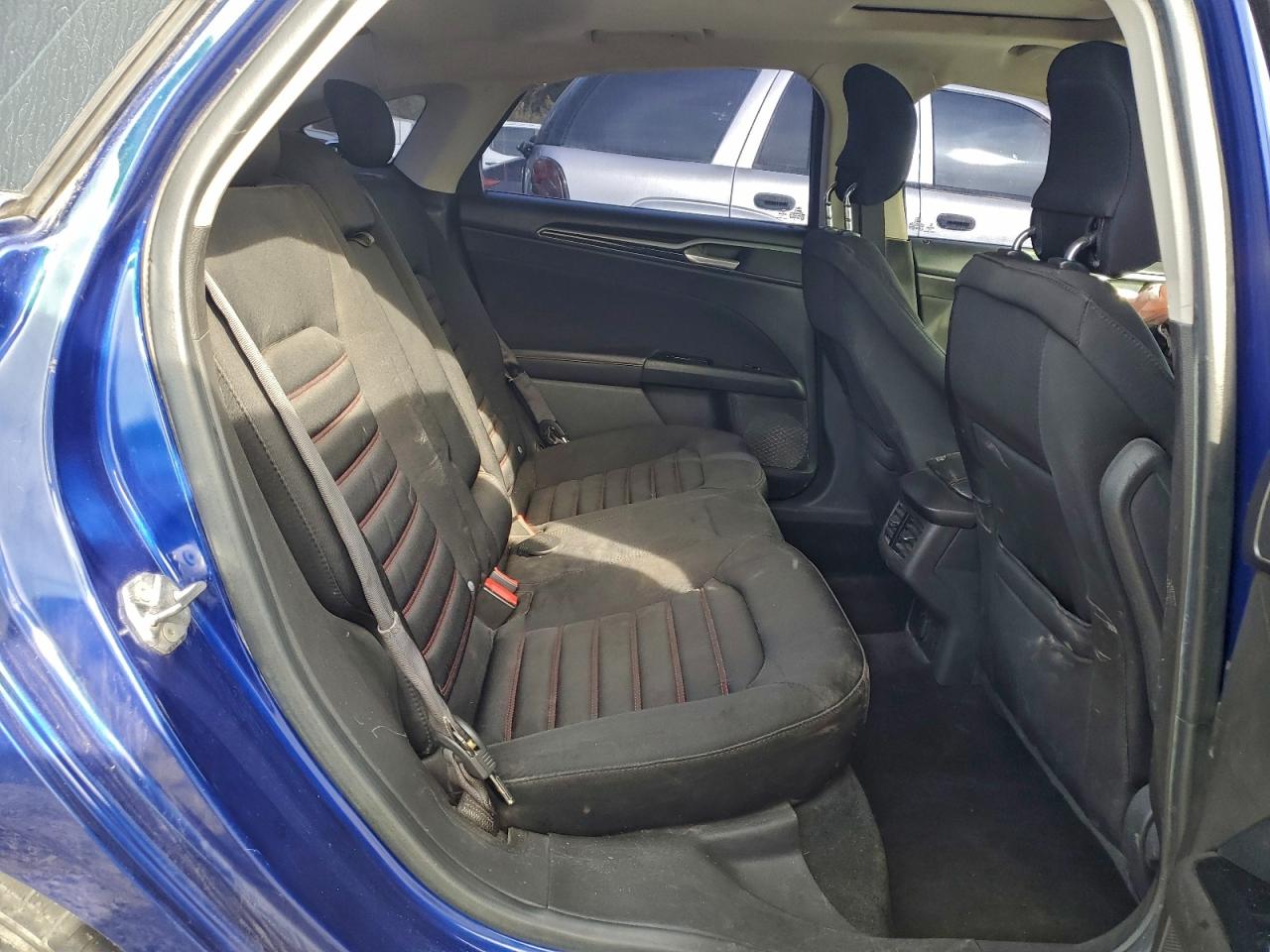 2014 FORD FUSION SE photo 10