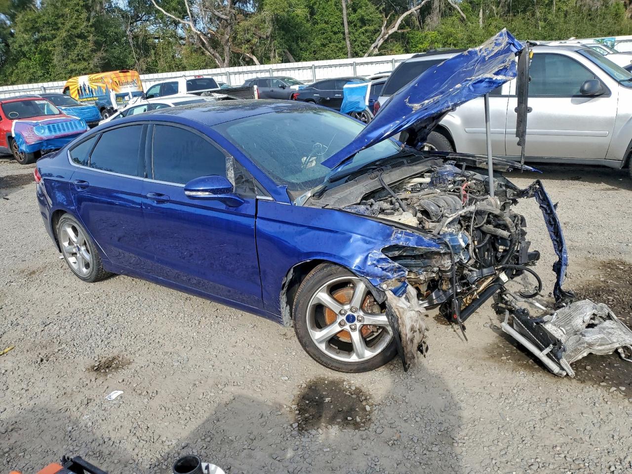 2014 FORD FUSION SE photo 4