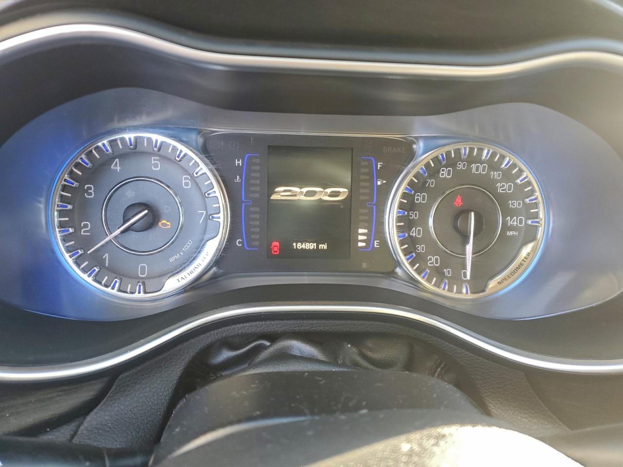 2015 CHRYSLER 200 LIMITED photo 9