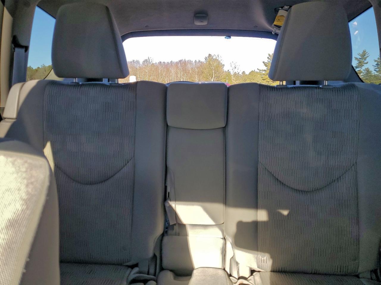 2012 TOYOTA RAV4 photo 10