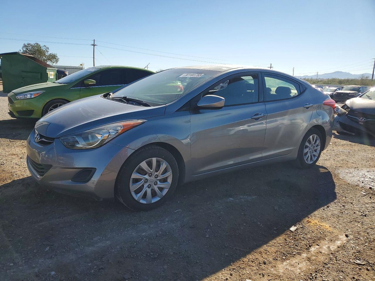 2012 HYUNDAI ELANTRA