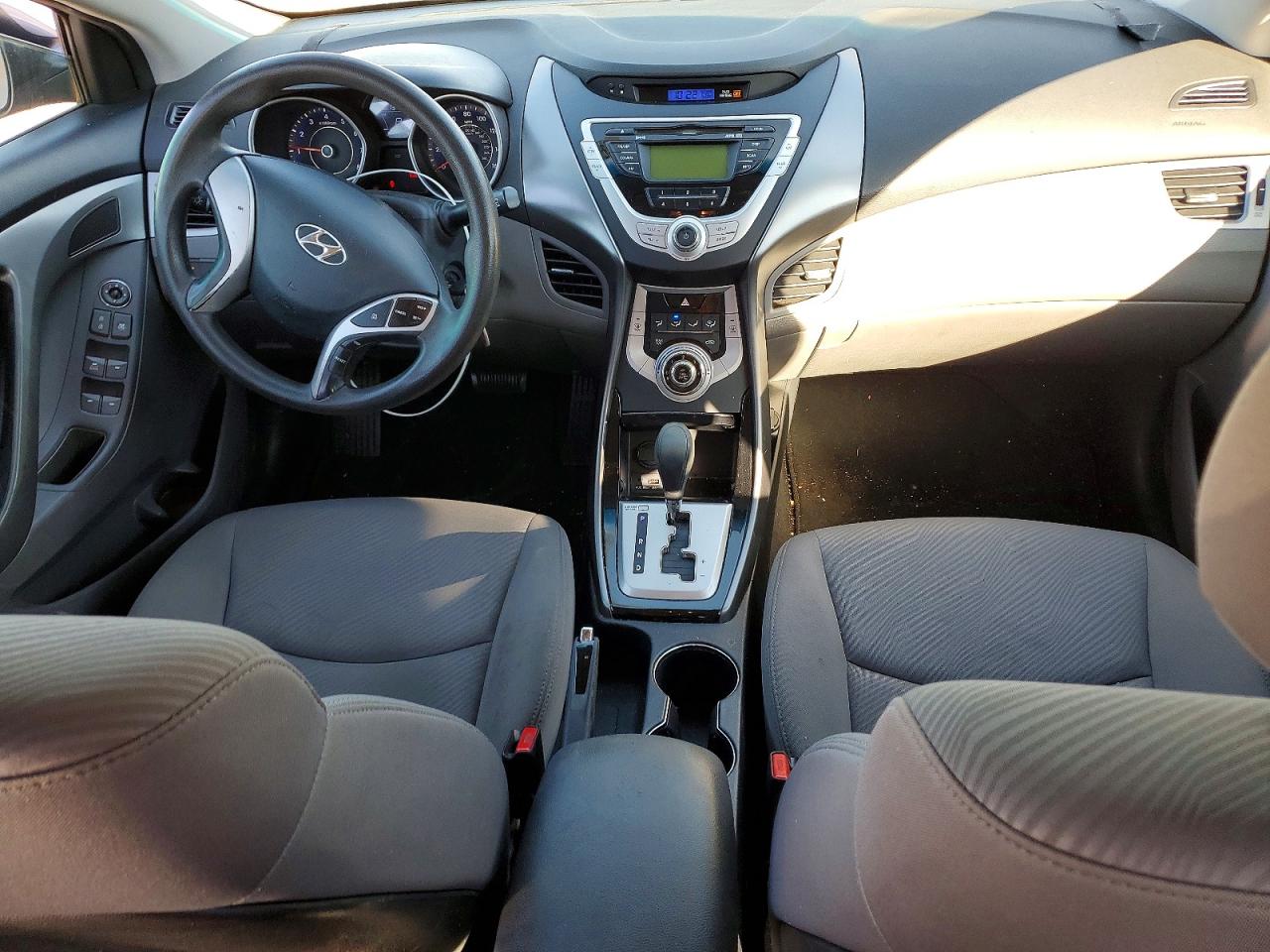 2012 HYUNDAI ELANTRA GLS photo 8