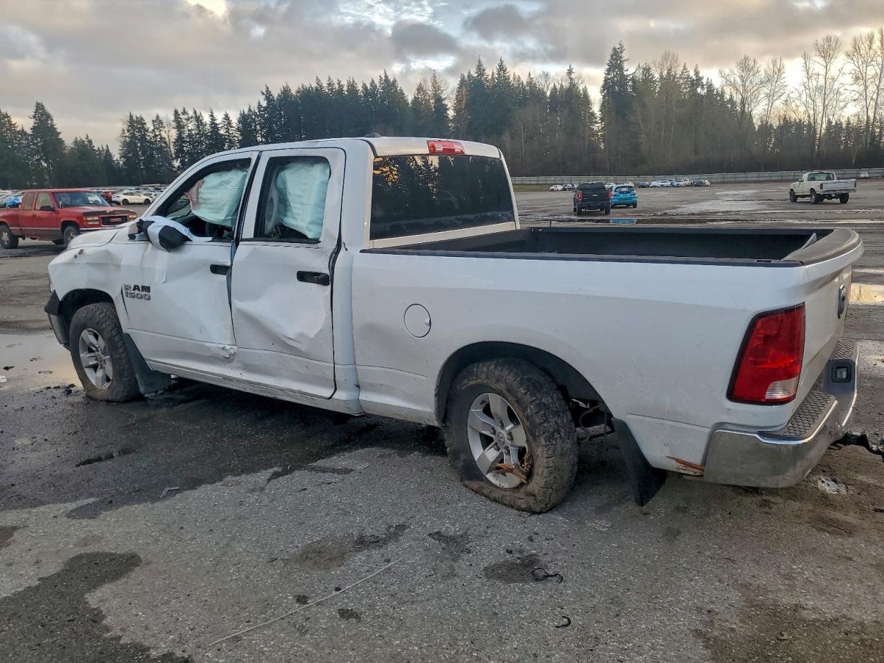 2013 RAM 1500 ST photo 2