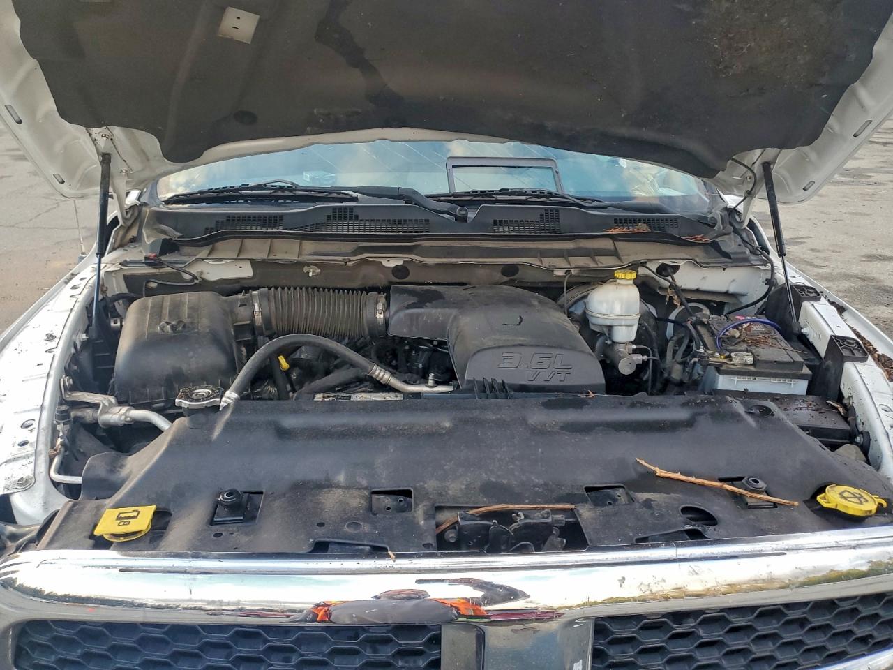 2013 RAM 1500 ST photo 11