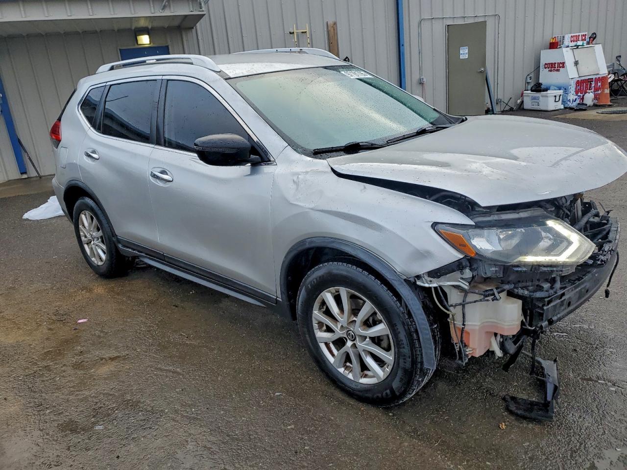 2017 NISSAN ROGUE S photo 4