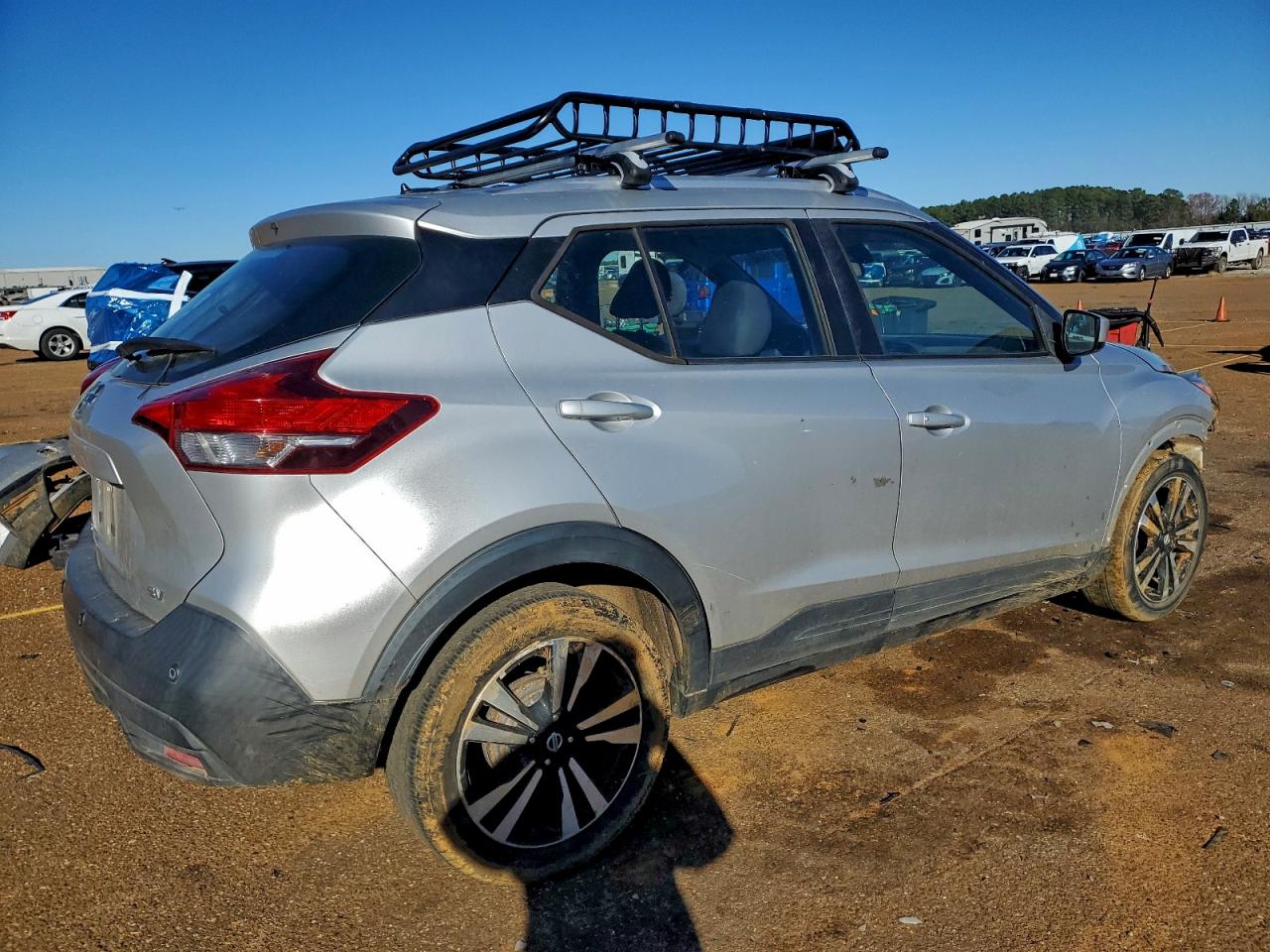 2020 NISSAN KICKS SV photo 3