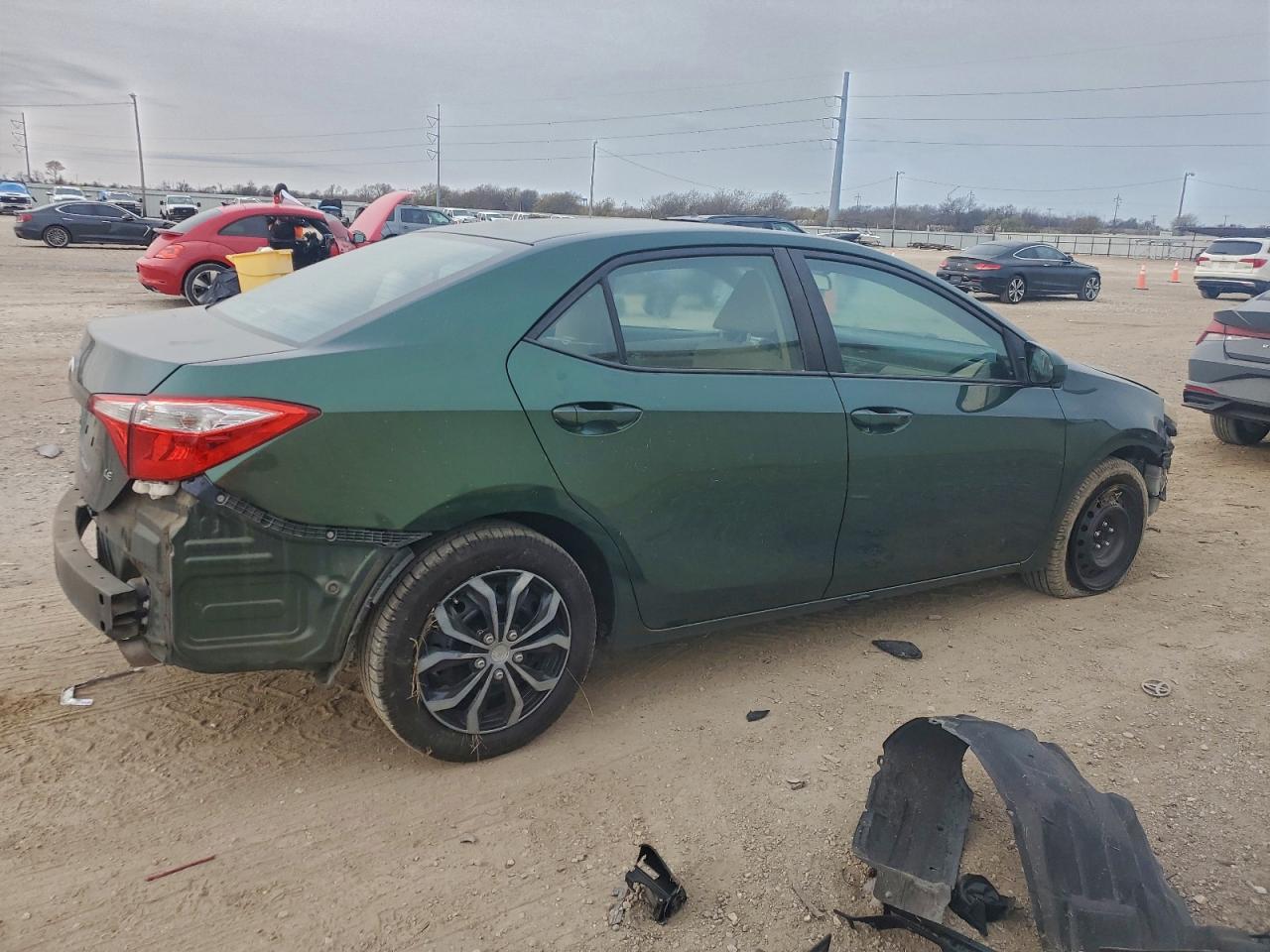 2014 TOYOTA COROLLA L photo 3