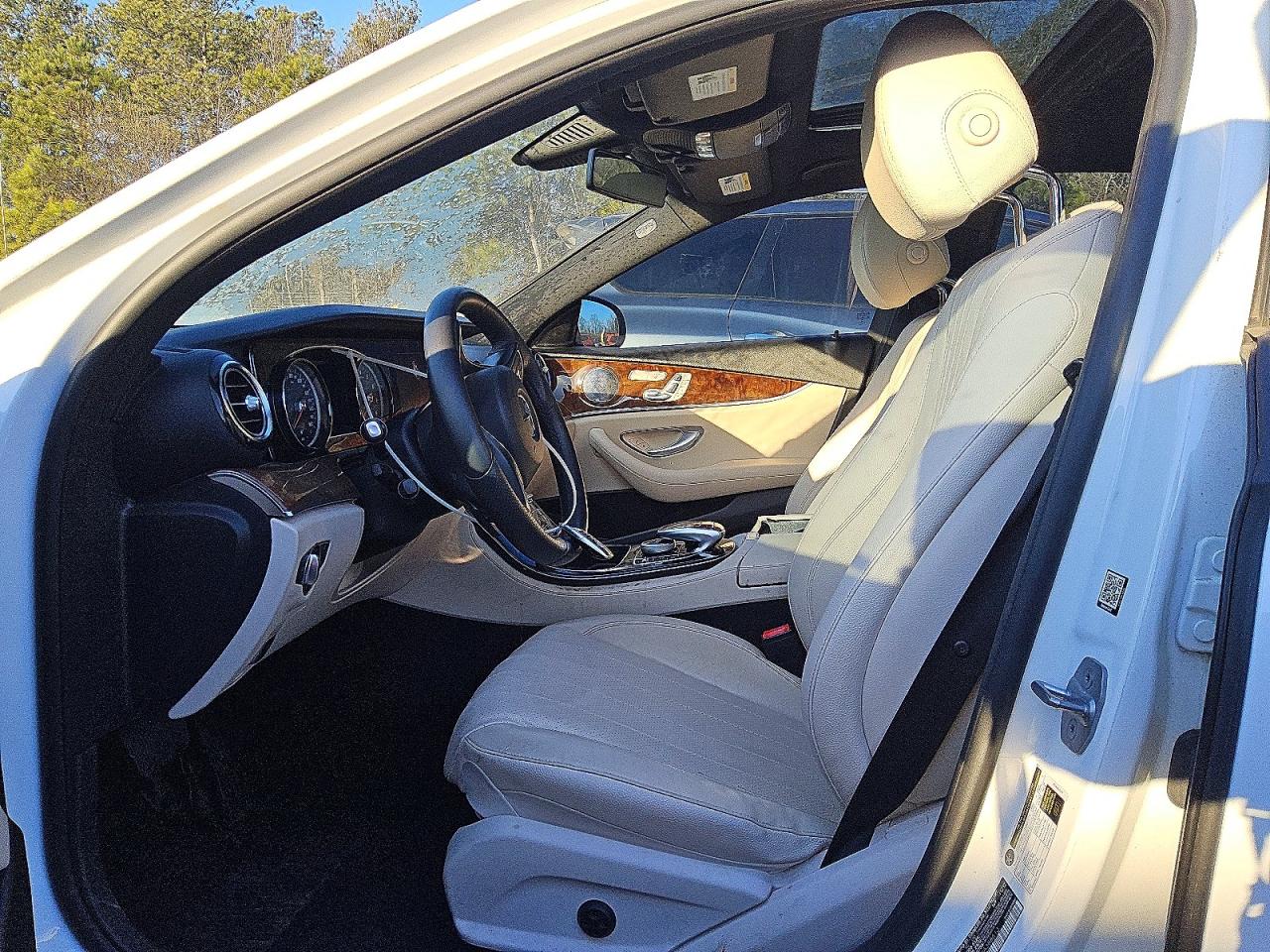 2018 MERCEDES-BENZ E 300 photo 7