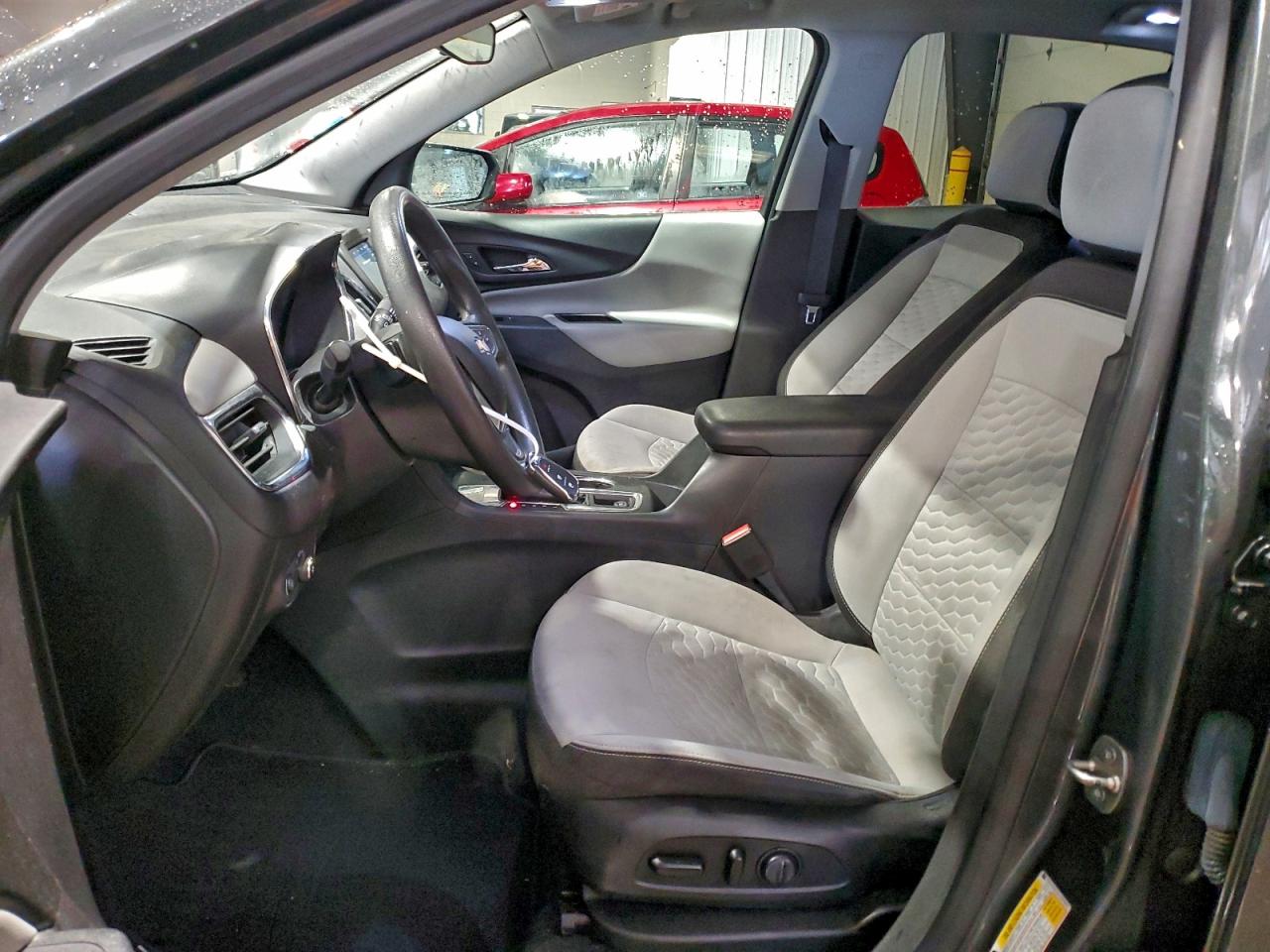 2020 CHEVROLET EQUINOX LS photo 13