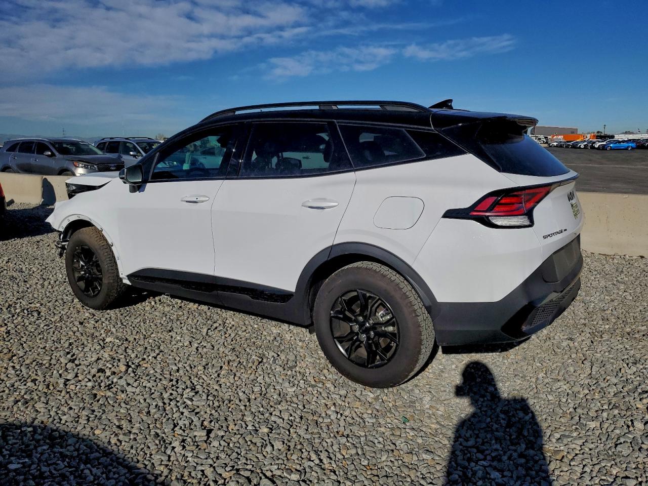 2025 KIA SPORTAGE X-PRO photo 2
