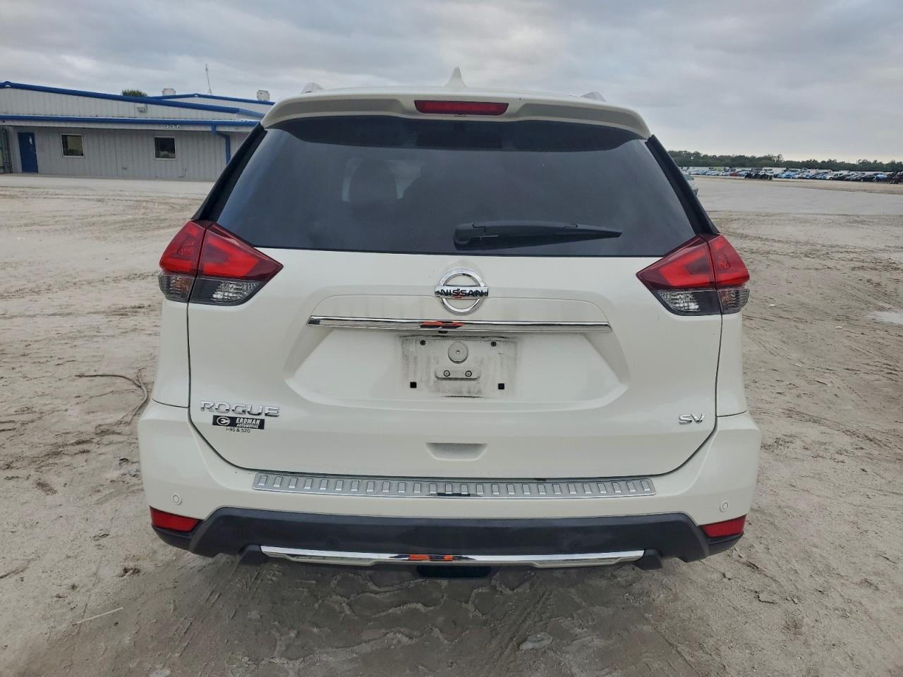 2020 NISSAN ROGUE S photo 6
