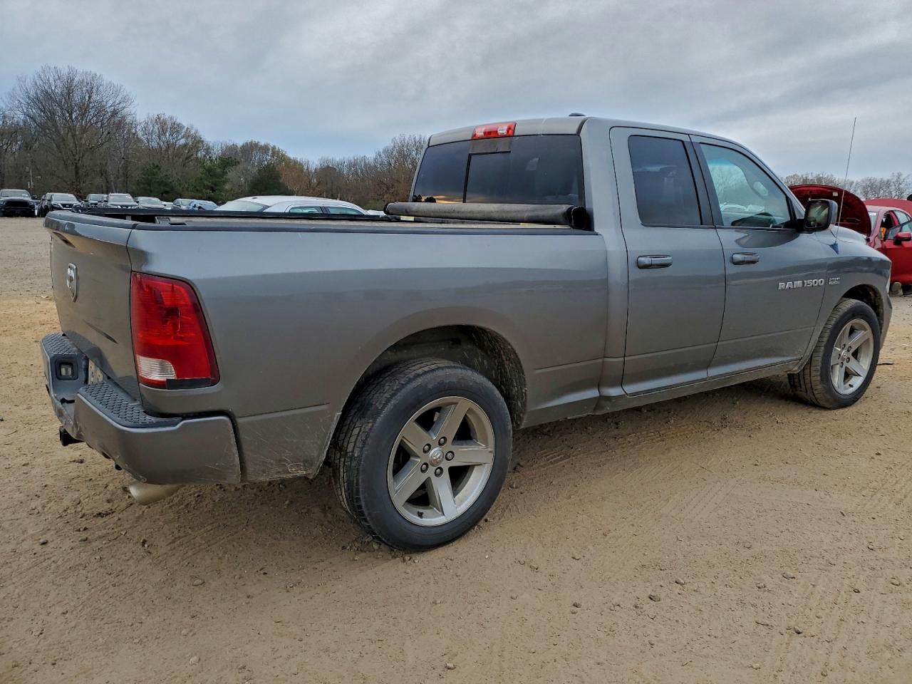 2011 DODGE RAM 1500 photo 3