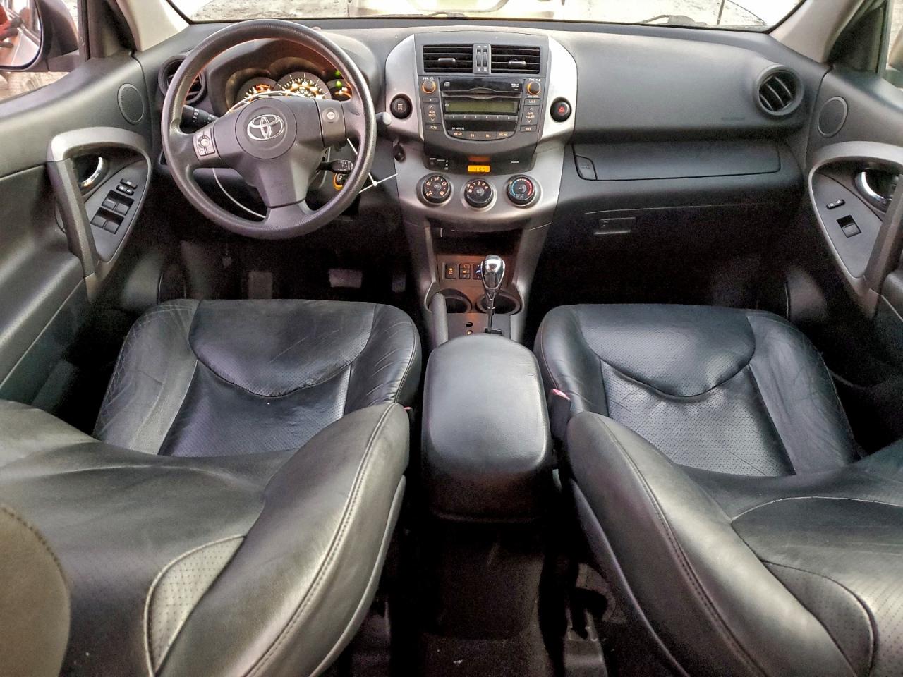 2011 TOYOTA RAV4 SPORT photo 8