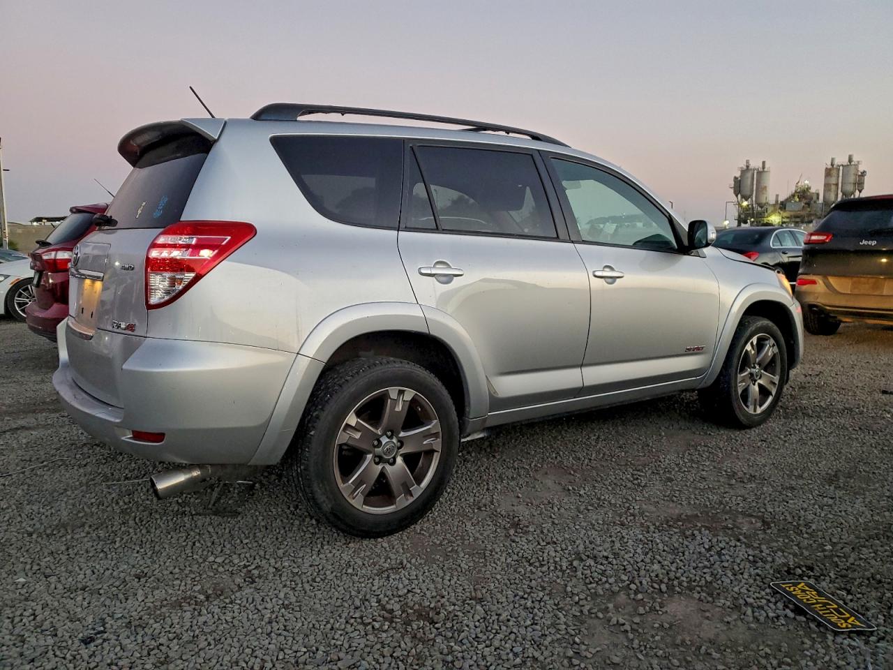 2011 TOYOTA RAV4 SPORT photo 3