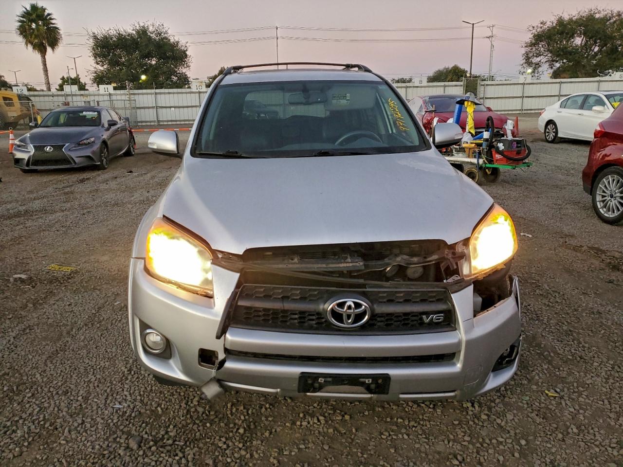 2011 TOYOTA RAV4 SPORT photo 5