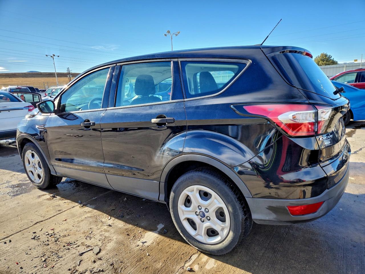 2017 FORD ESCAPE S photo 2