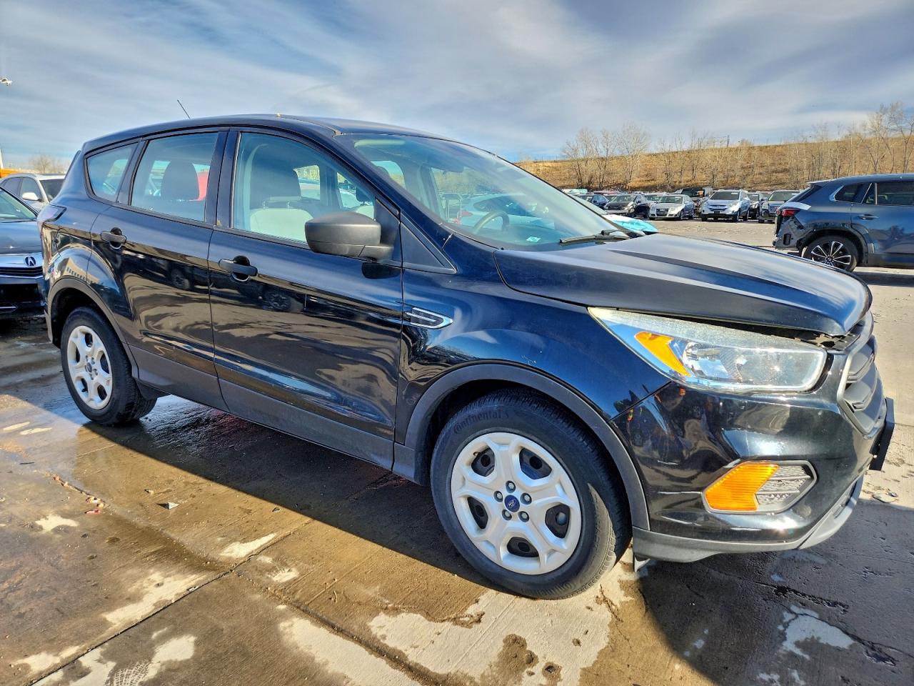 2017 FORD ESCAPE S photo 4