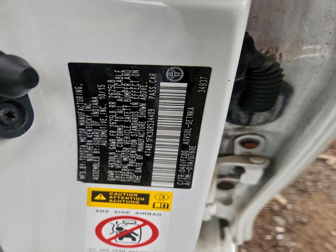 2016 TOYOTA CAMRY LE photo 13