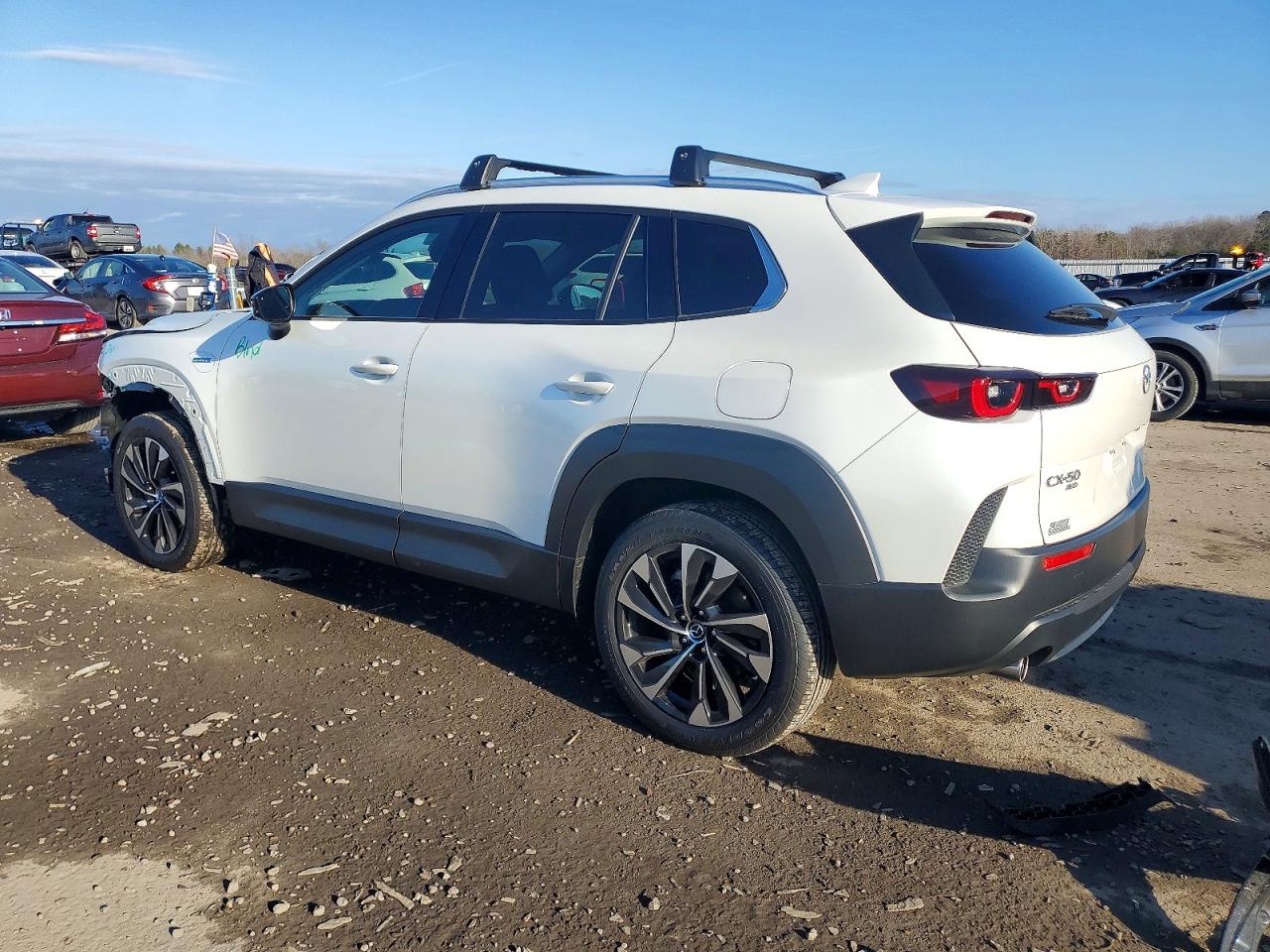 2025 MAZDA CX-50 PREMIUM PLUS photo 2