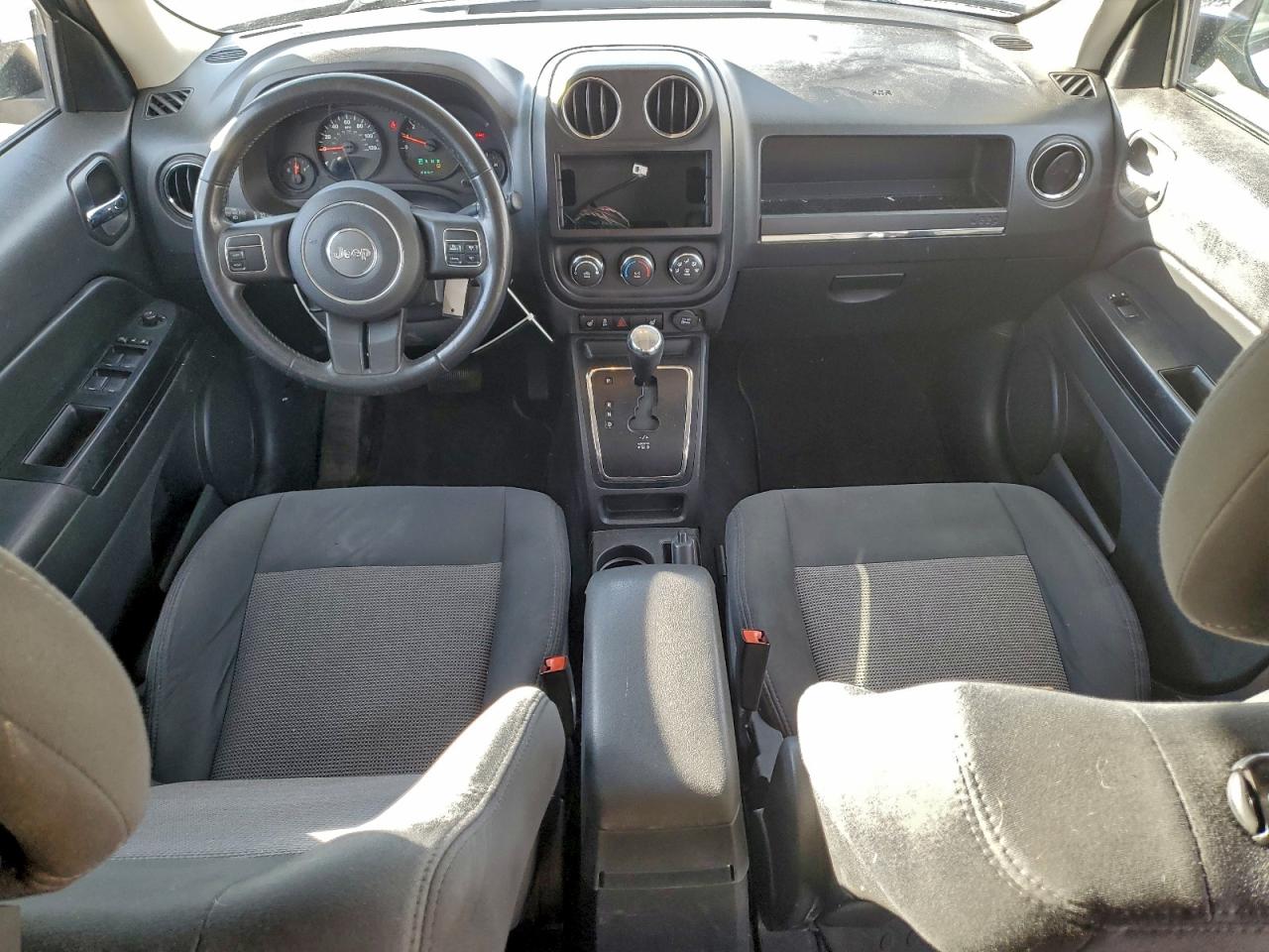 2012 JEEP PATRIOT LATITUDE photo 8