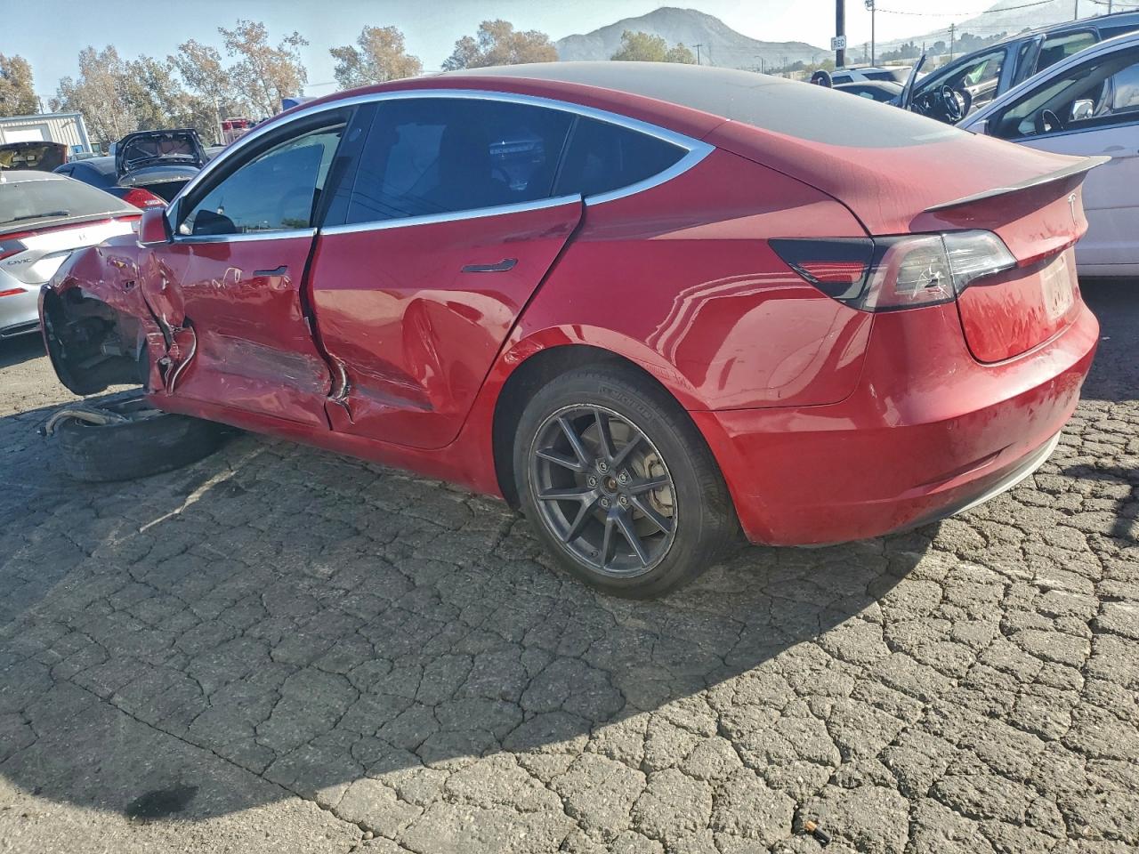 2018 TESLA MODEL 3 photo 2