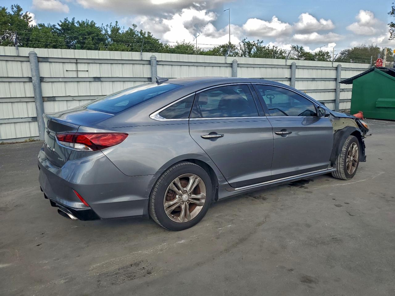 2018 HYUNDAI SONATA SPORT photo 3