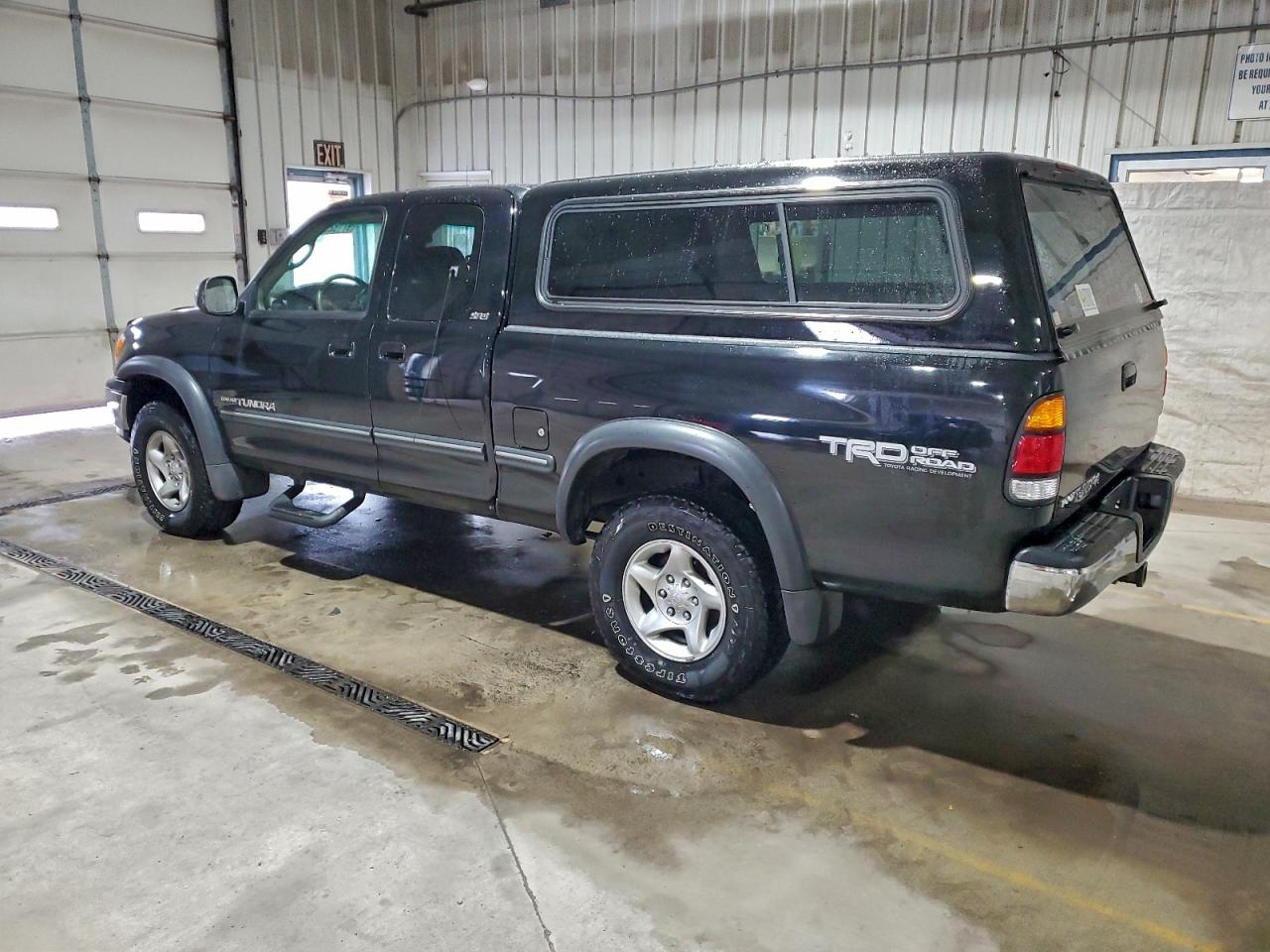 2001 TOYOTA TUNDRA ACCESS CAB photo 2
