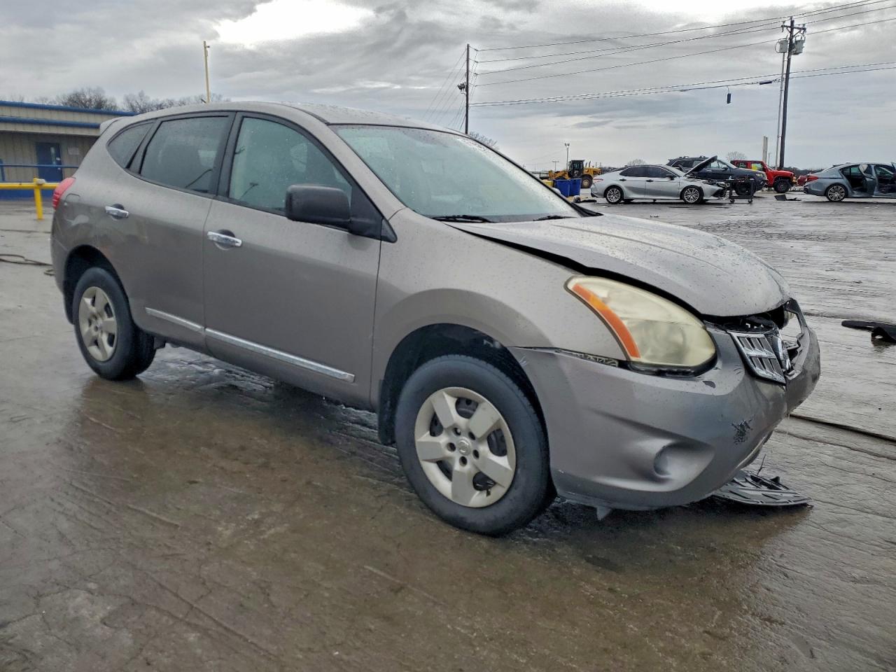 2013 NISSAN ROGUE S photo 4