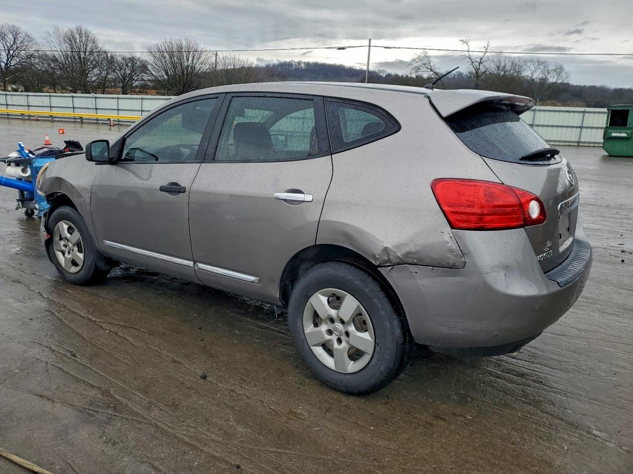 2013 NISSAN ROGUE S photo 2