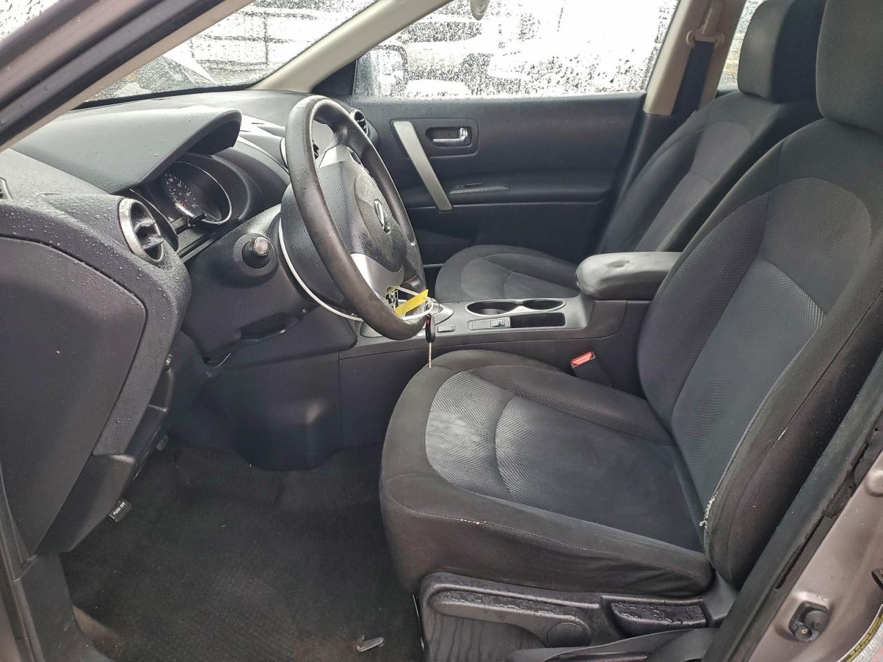 2013 NISSAN ROGUE S photo 7