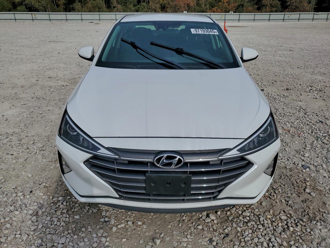 2020 HYUNDAI ELANTRA SEL photo 5