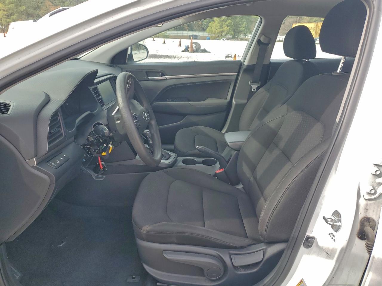 2020 HYUNDAI ELANTRA SEL photo 7