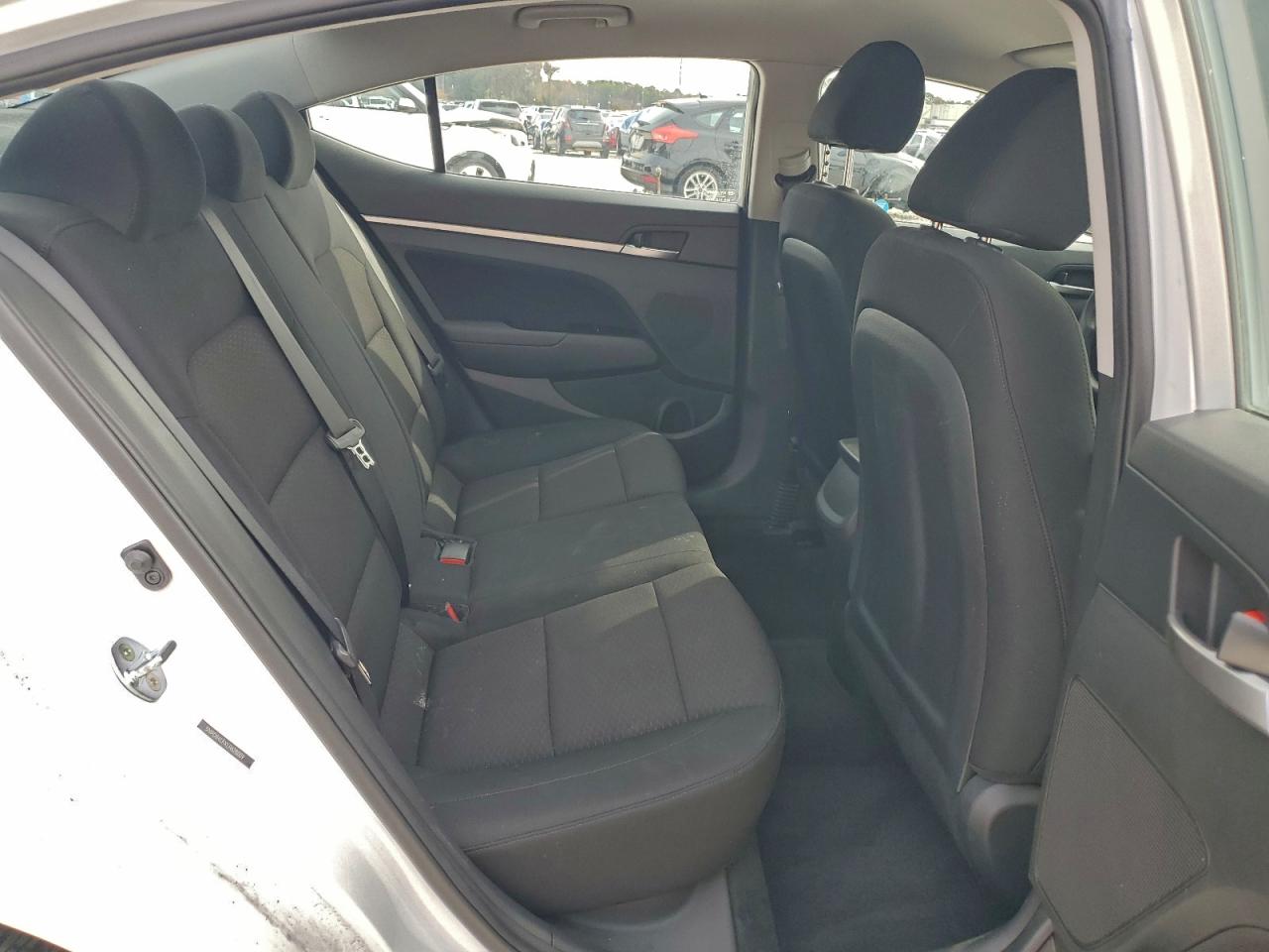 2020 HYUNDAI ELANTRA SEL photo 10