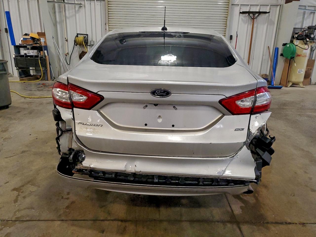 2016 FORD FUSION SE photo 6
