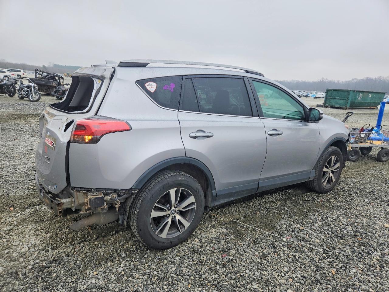 2018 TOYOTA RAV4 ADVENTURE photo 3
