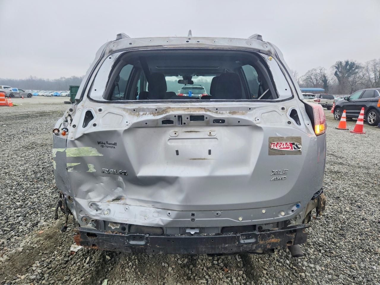 2018 TOYOTA RAV4 ADVENTURE photo 6