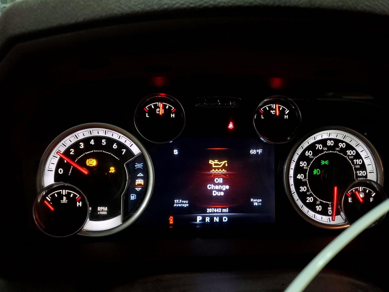 2014 RAM 1500 SLT photo 9