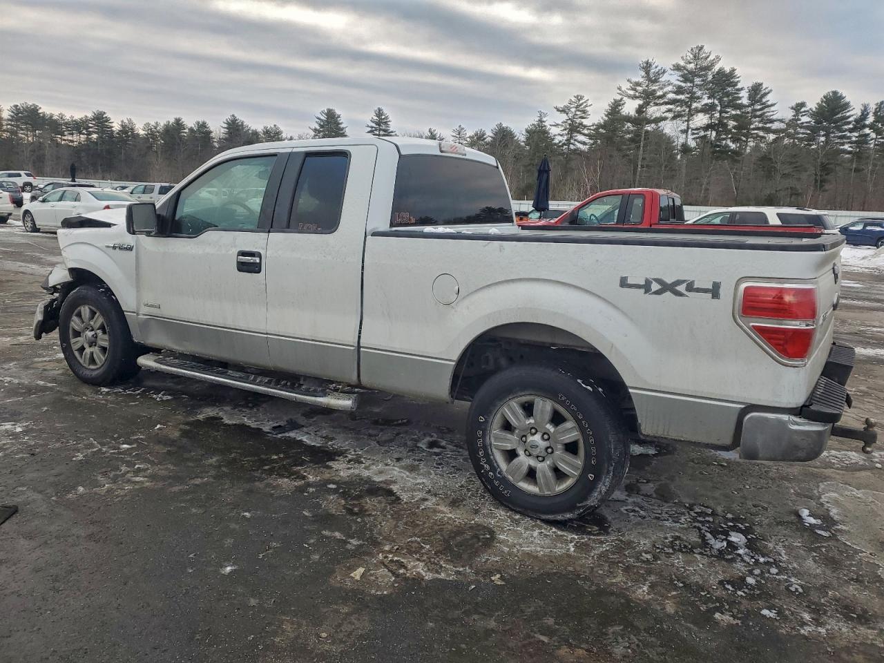 2011 FORD F150 SUPER CAB photo 2