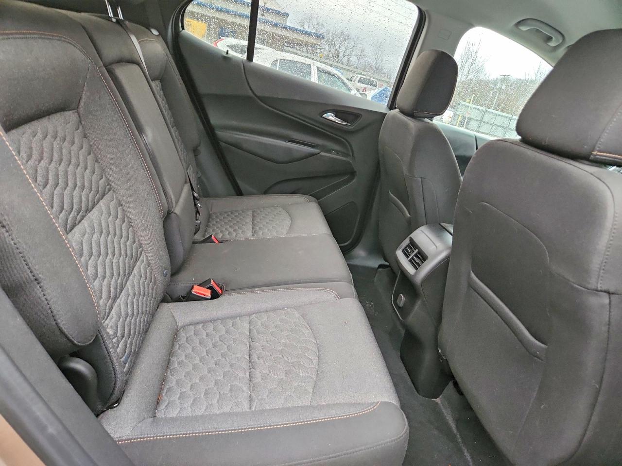 2018 CHEVROLET EQUINOX LT photo 11