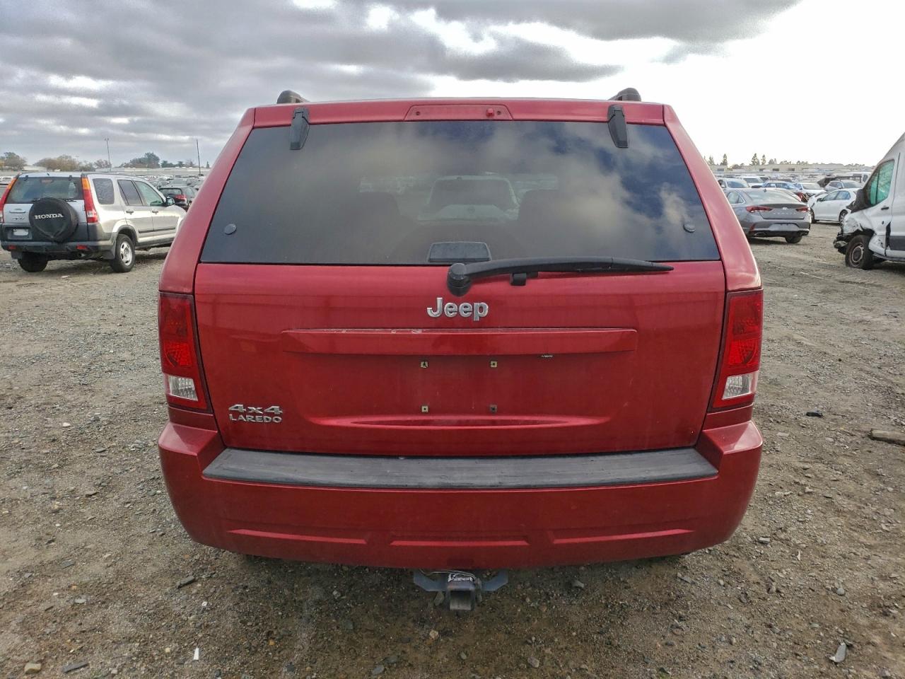 2010 JEEP GRAND CHEROKEE LAREDO photo 6