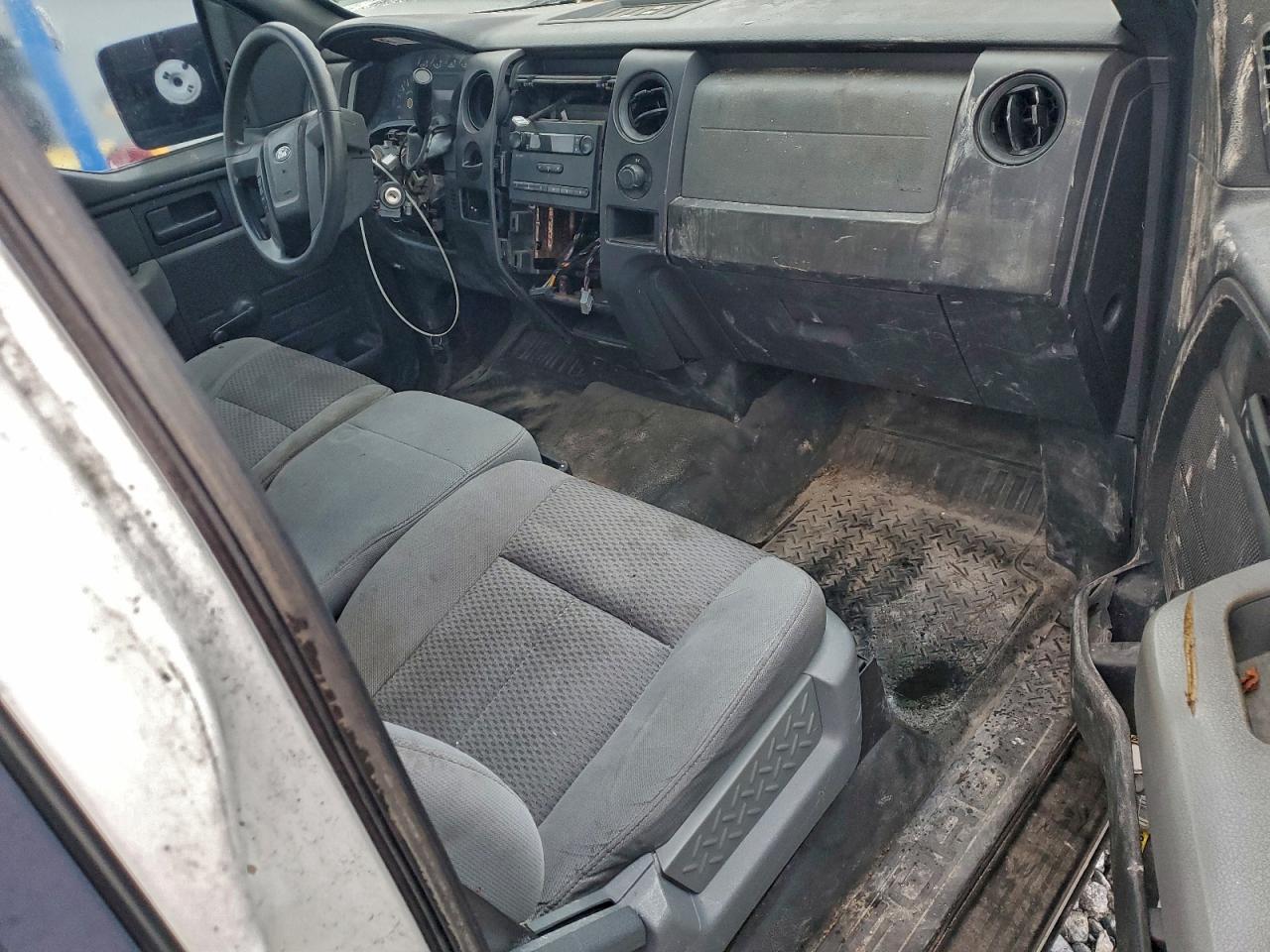 2011 FORD F150 photo 8