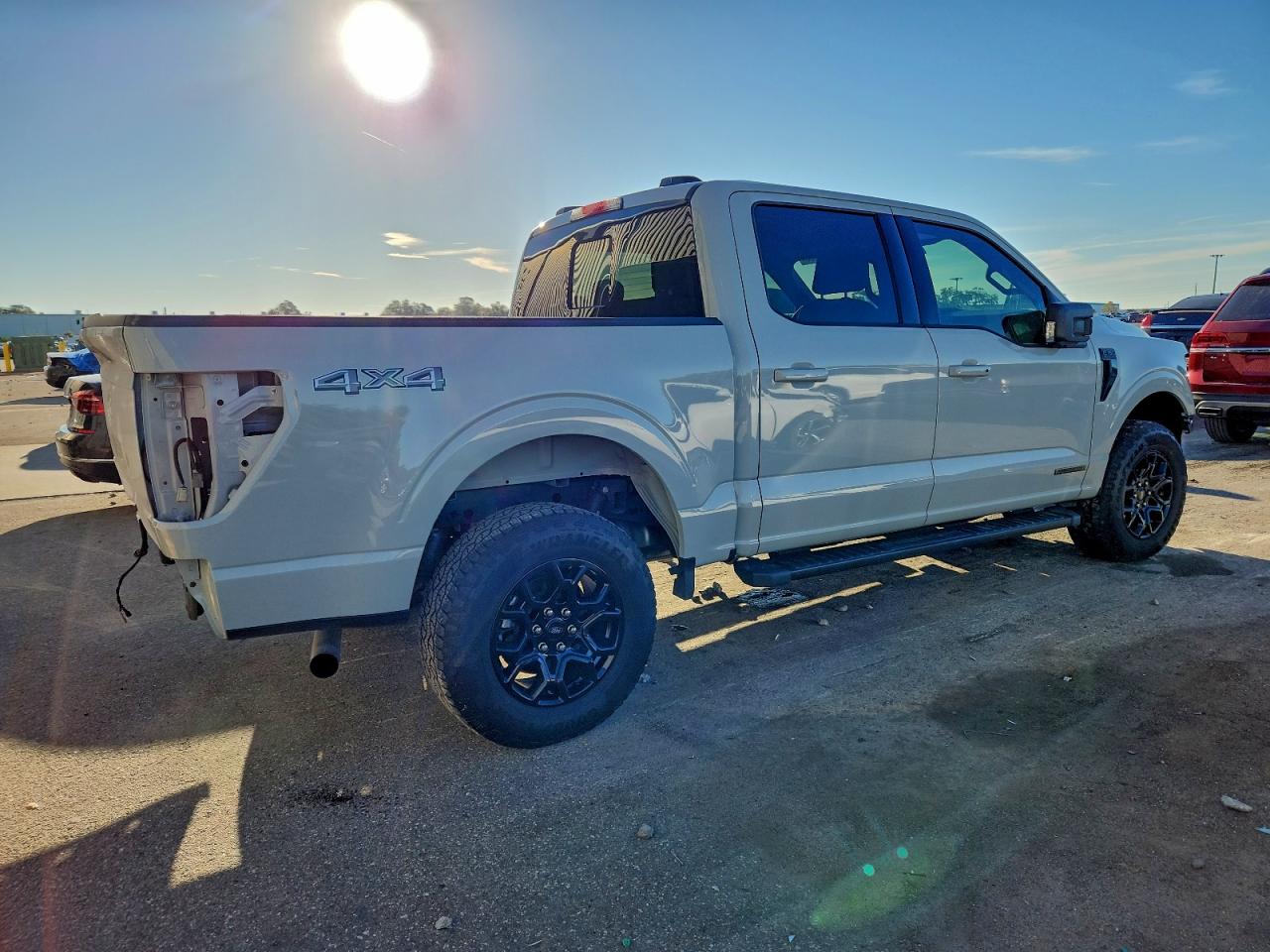 2024 FORD F150 XLT photo 5