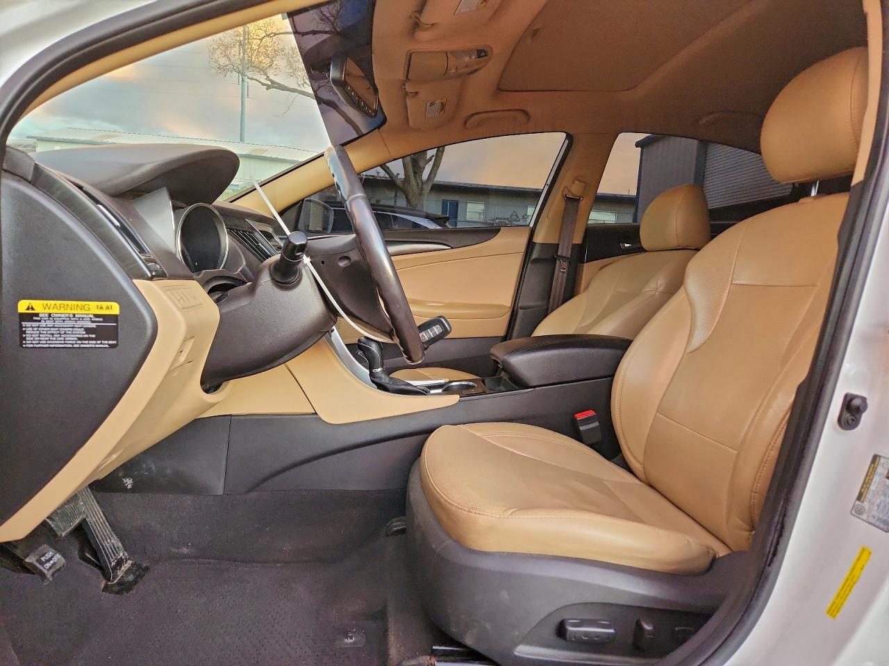 2014 HYUNDAI SONATA SE photo 7