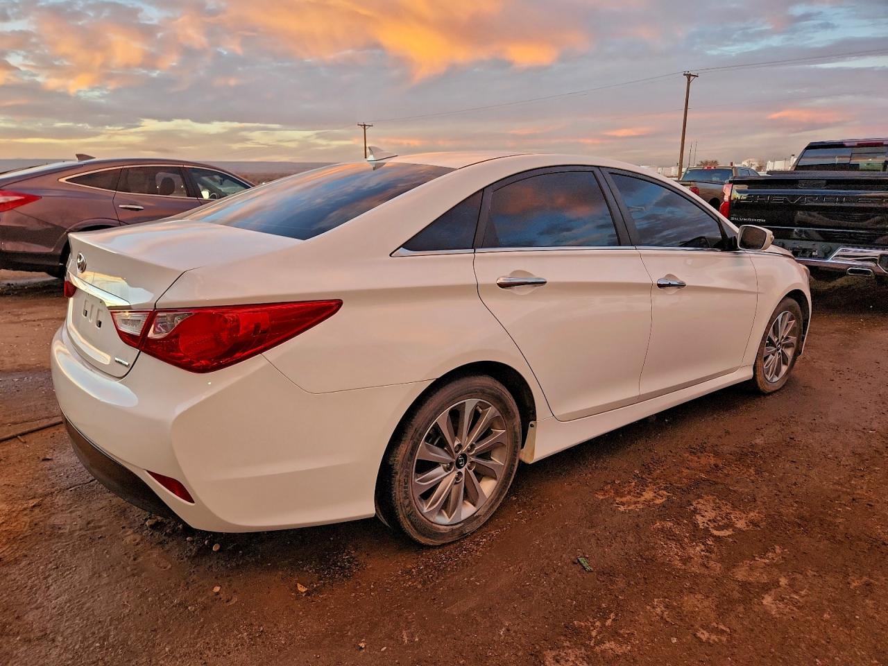 2014 HYUNDAI SONATA SE photo 3