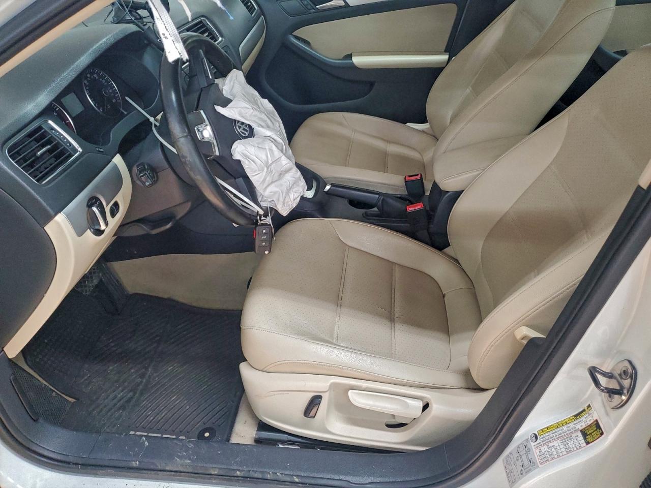 2014 VOLKSWAGEN JETTA SE photo 7