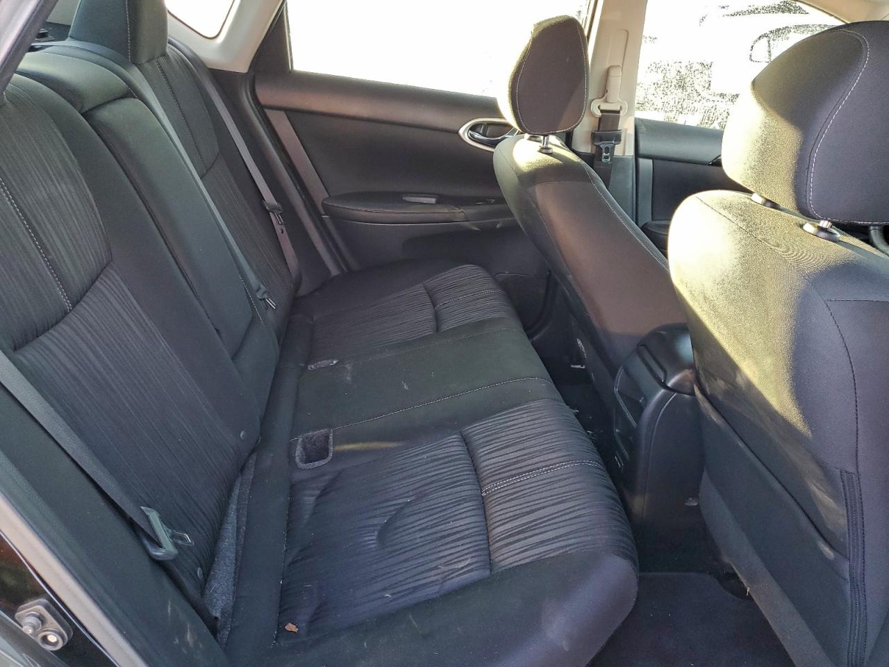 2018 NISSAN SENTRA S photo 10